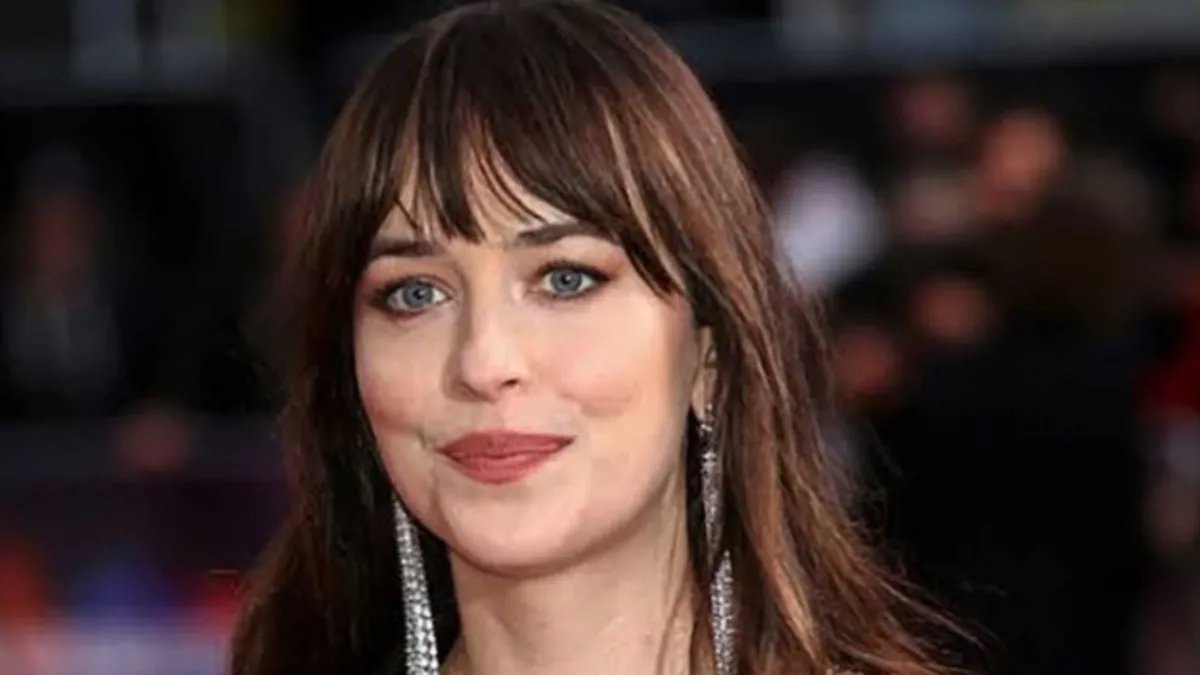 Dakota Johnson'un Güzellik Sırrını Paylaştı! - Galeri - Trend Magazin