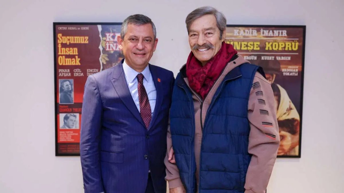 CHP Lideri Özel, Kadir İnanır'ı Ziyaret Etti