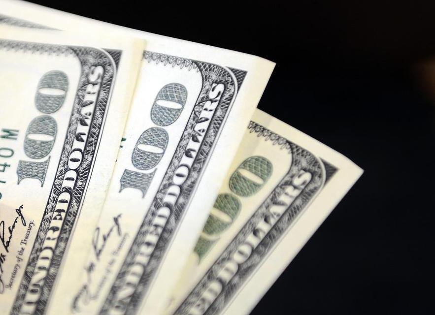 Serbest Piyasa Dolar Kuru Bilgileri ve Değerleri Üzerine Analiz