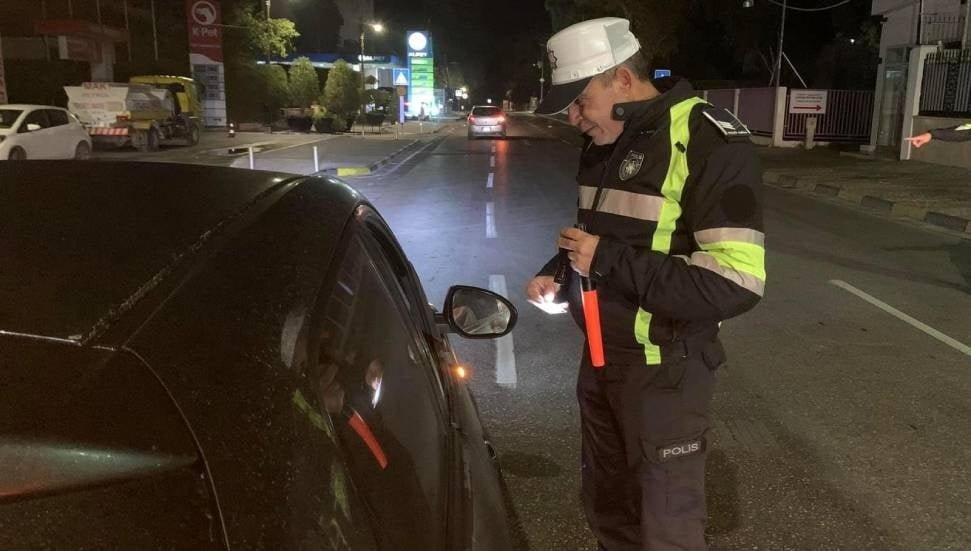 Üç İlçede Eş Zamanlı Trafik Ve Güvenlik Denetimleri: 659 Sürücüye Ceza, 24 Araç Çekildi