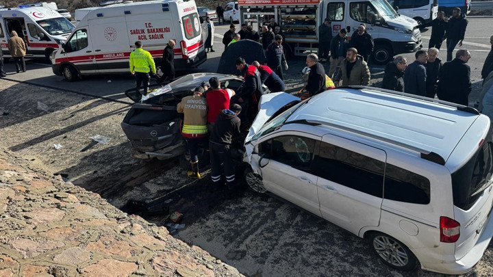 Bingöl'de Meydana Gelen Kaza: İki Ölü, İki Yaralı Bulundu