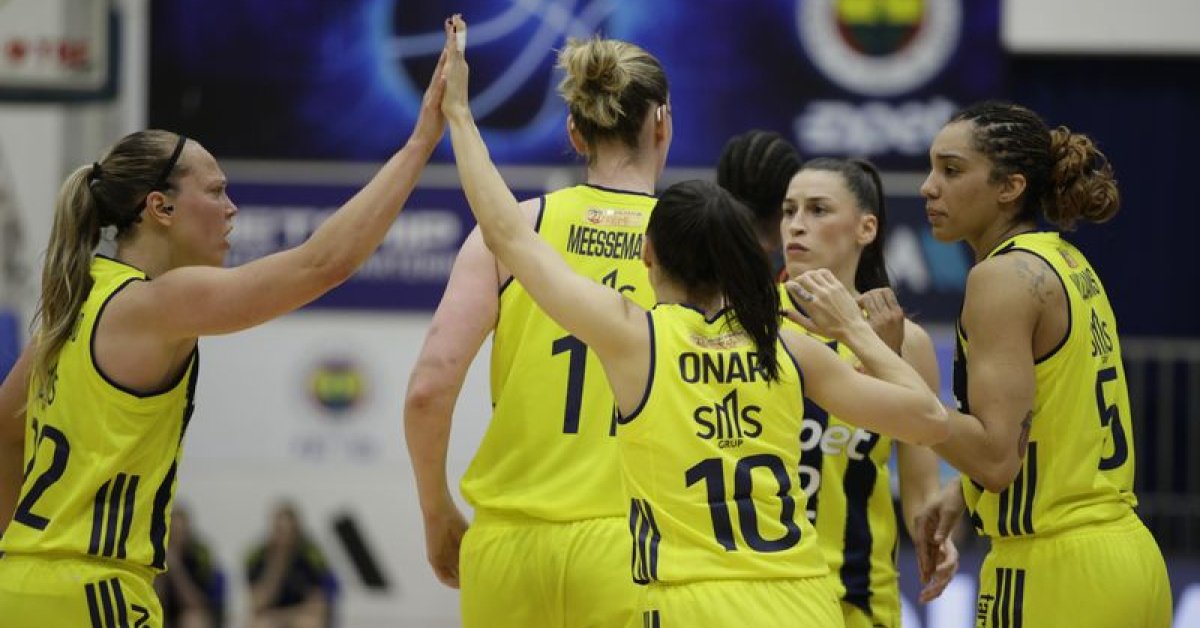Fenerbahçe Opet: 73 - Çimsa ÇBK Mersin: 62 | Oyun Sonucu Açıklandı