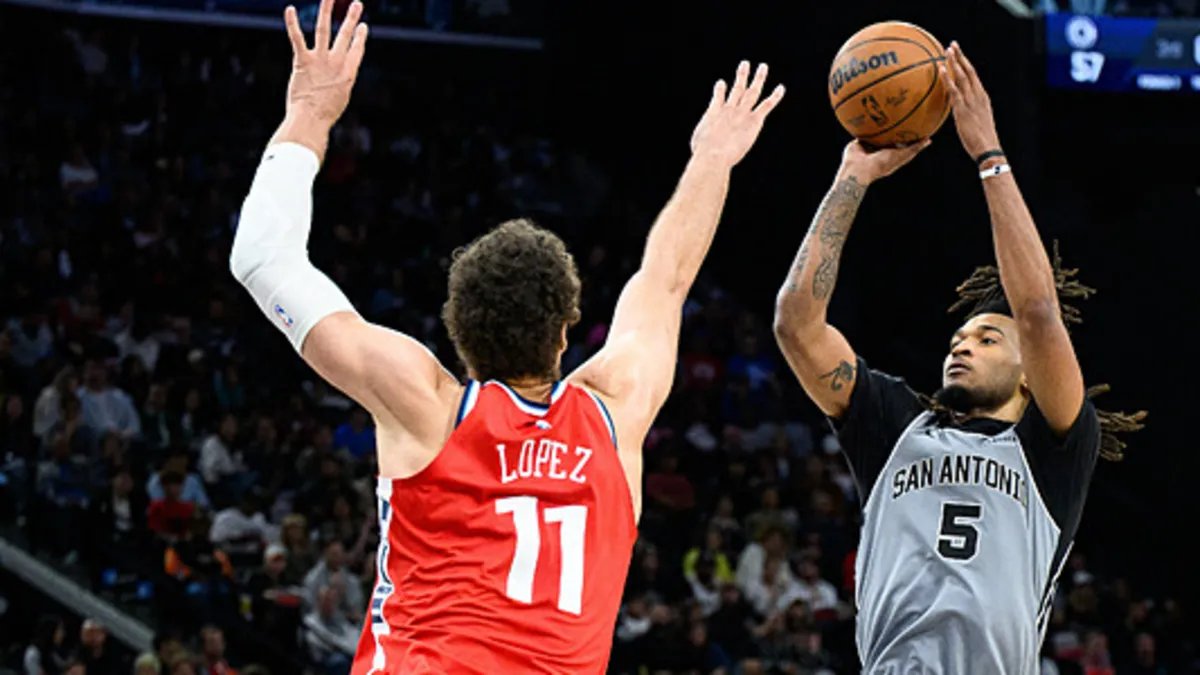 Spurs, Clippers'i Geçerek NBA'de 11. Zaferini Elde Etti