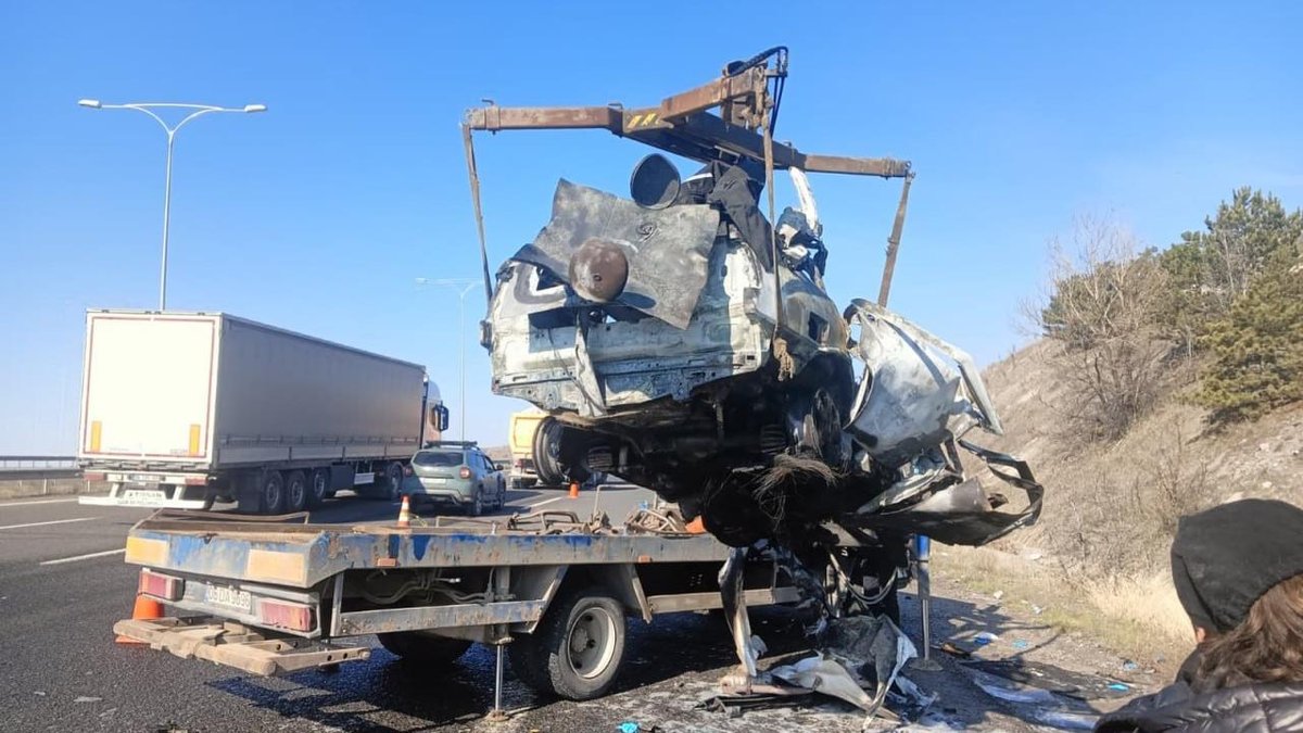 Ankara Kuzey Çevre Yolu'nda Meydana Gelen Kazada 5 Kişi Hayatını Kaybetti