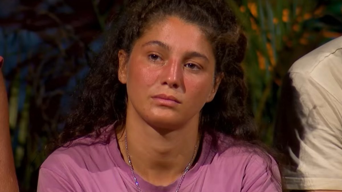 Seren Ay Çetin Survivor'dan Ayrıldı Mı? Sevgilisi İçin Mi Gitti?