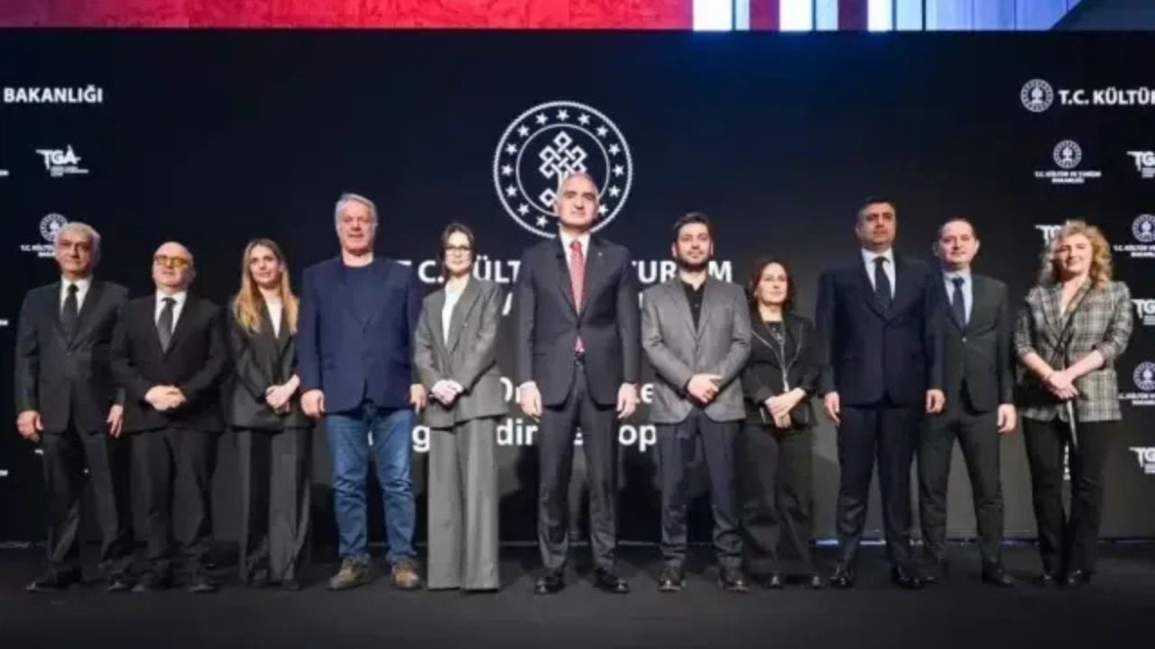Bakan Ersoy’un katıldığı toplantıya Sinem Ünsal damga vurdu