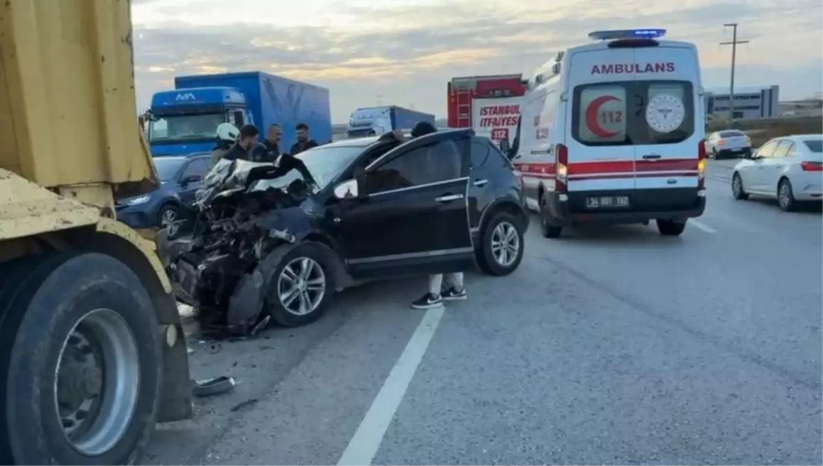 Silivri'de Kaza: 2 Kişi Yaralandı