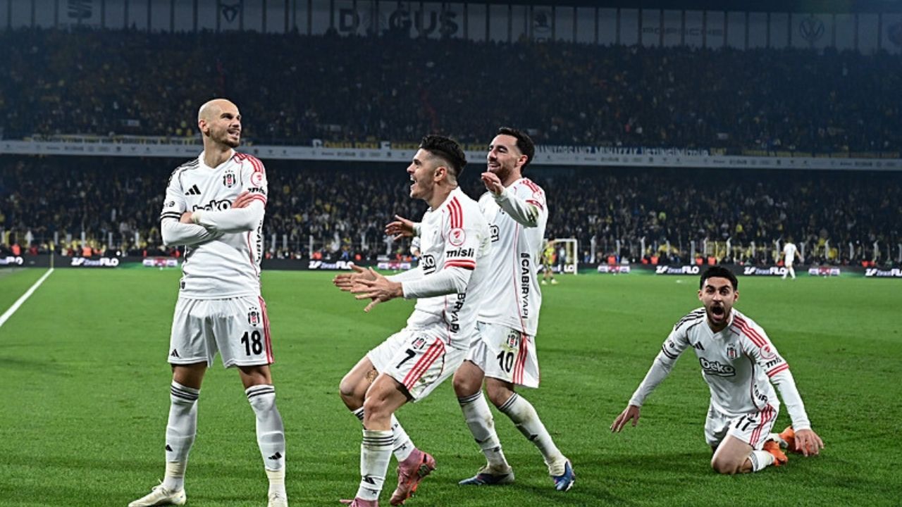 Fenerbahçe’ye Kadıköy’de Beşiktaş şoku: Sosyal medyadan göndermeler geldi