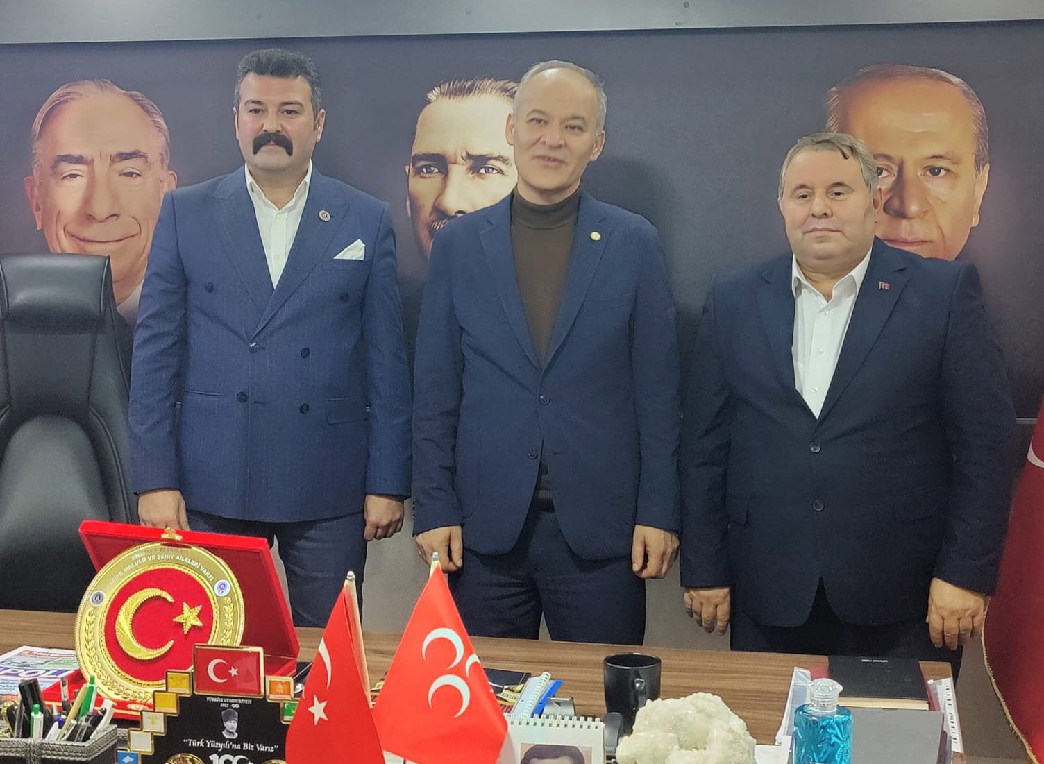 Yazar Gazetesi’nden MHP Balıkesir İl Başkanı Niyazi Tunç’a Nezaket Ziyareti