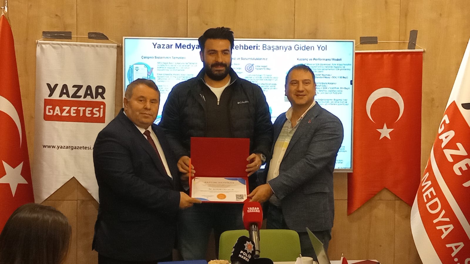 Yazar Medya İnternet Haber Müdürü Bayram Can Salur’a Katılım Sertifikası Takdim Edildi