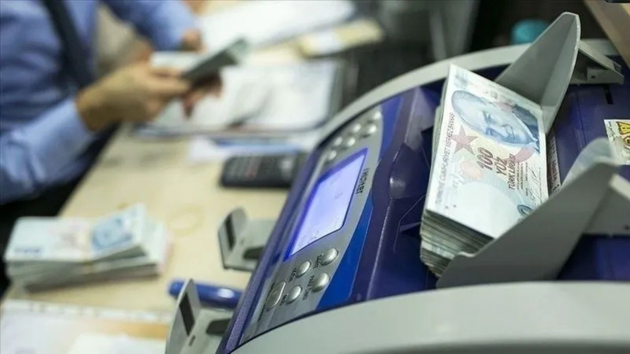 6,5 Milyon Memur ve Memur Emeklisine Ocak Zammı Hesabı: Mesleklere Göre Maaşlar