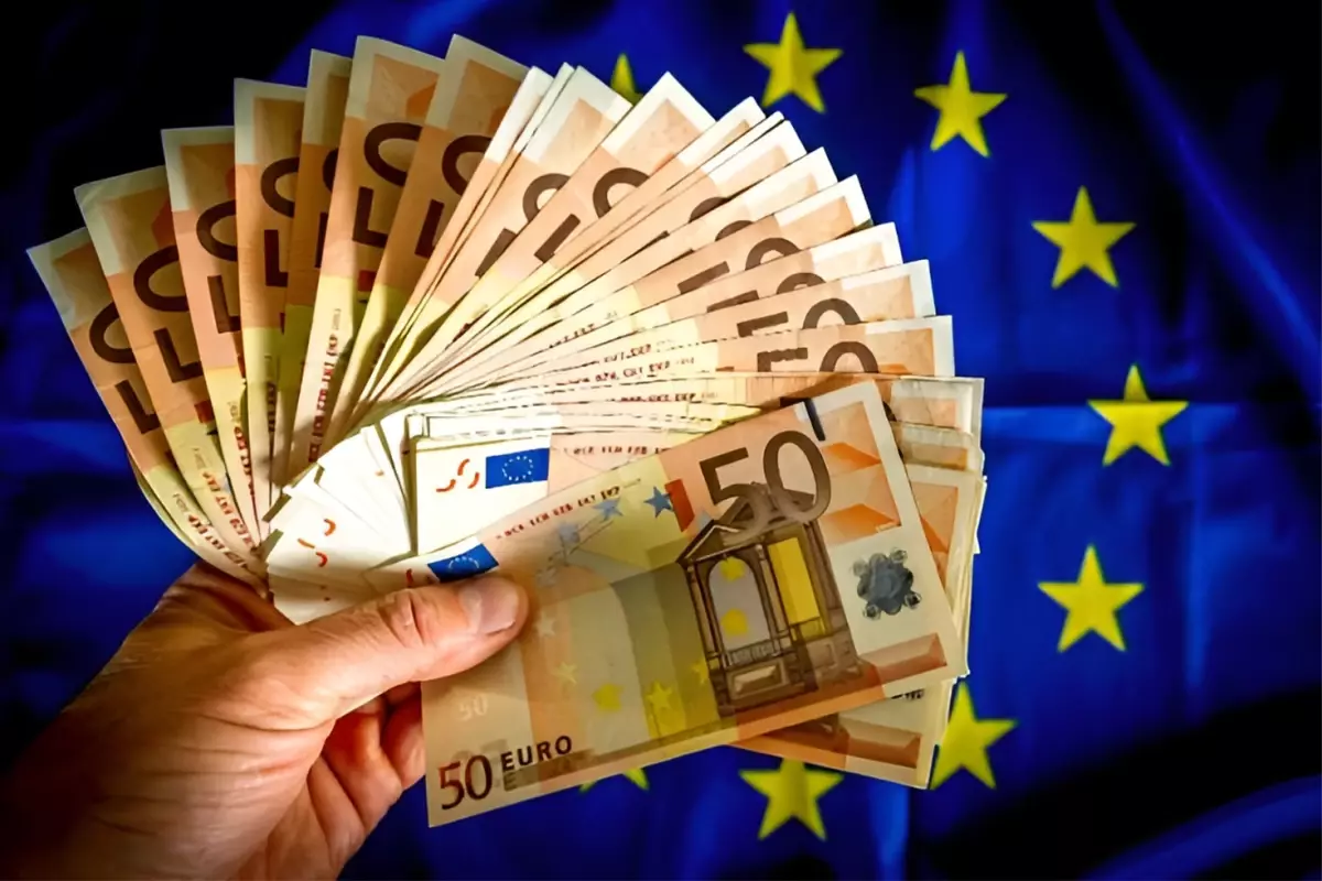 Euro ilk defa 40 TL'yi aşarak rekor kırdı