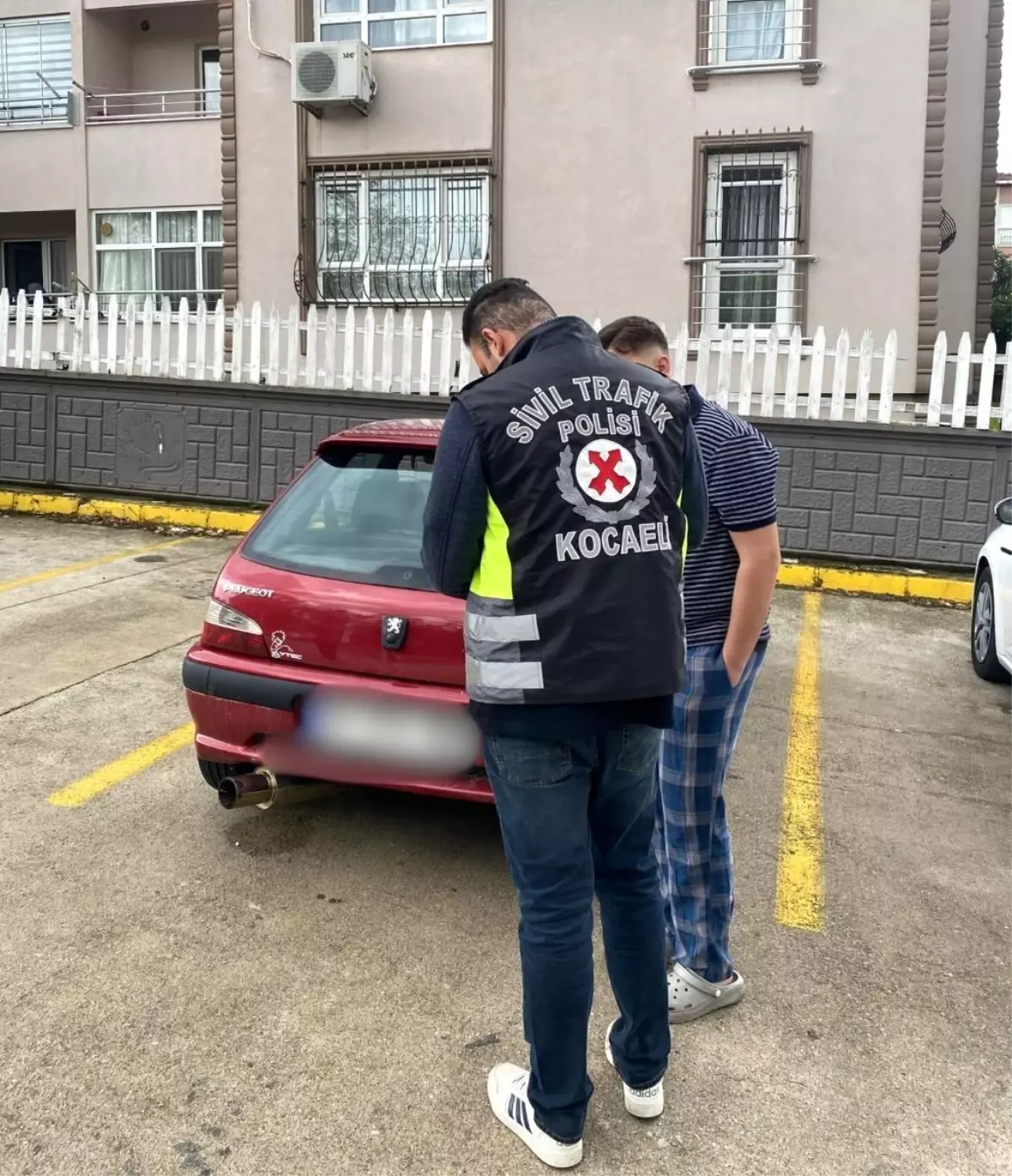 Kocaeli'de Düğün Konvoyundaki Gürültücüye 10 Bin TL Ceza