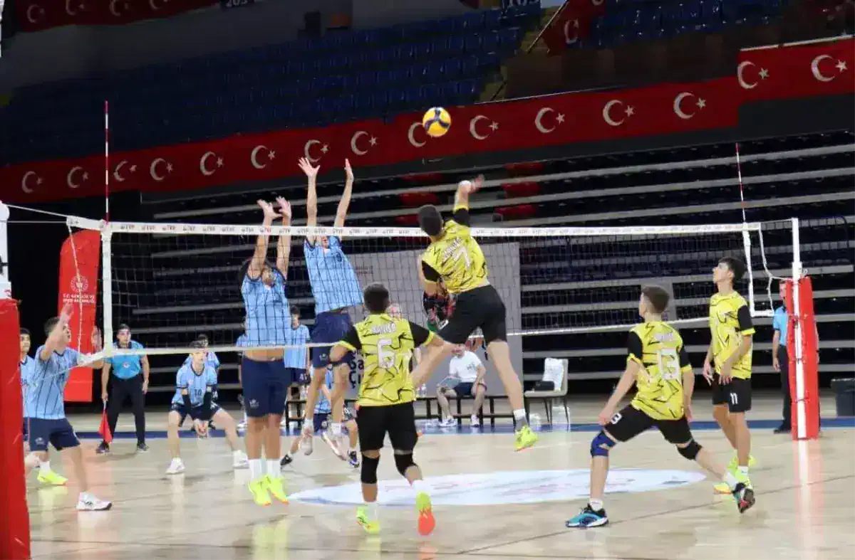 Manisa Voleybol Takımı Türkiye'nin Şampiyonu oldu