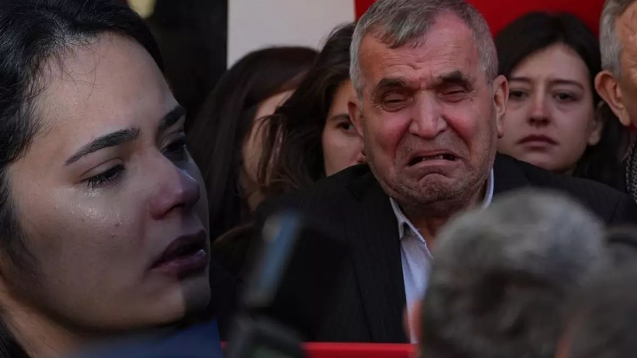 Manisa, Başkan Gülşah Durbay’a gözyaşlarıyla veda etti