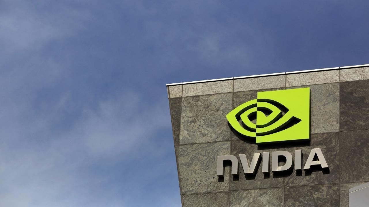 Nvidia CEO’su Huang Yapay Zeka İçin “Kıyamet” İddialarını Reddetti