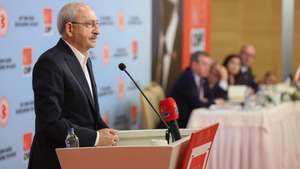 CHP’nin Bolu Kampında Kılıçdaroğlu İçin “Onursal Başkan” Önerisi