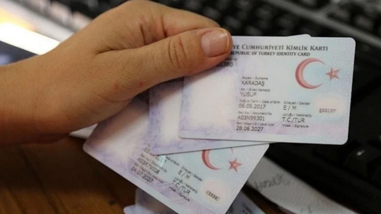 Kimlik Kartlarında Yeni Dönem Başlıyor Müzelerde Sıra Kalkıyor