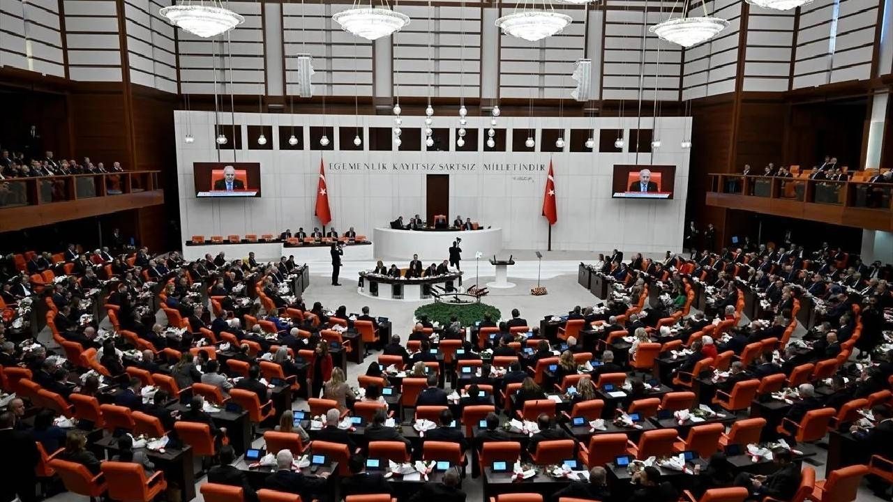 DEM Parti’den Fon Krizi İçin Meclis Araştırması Çağrısı