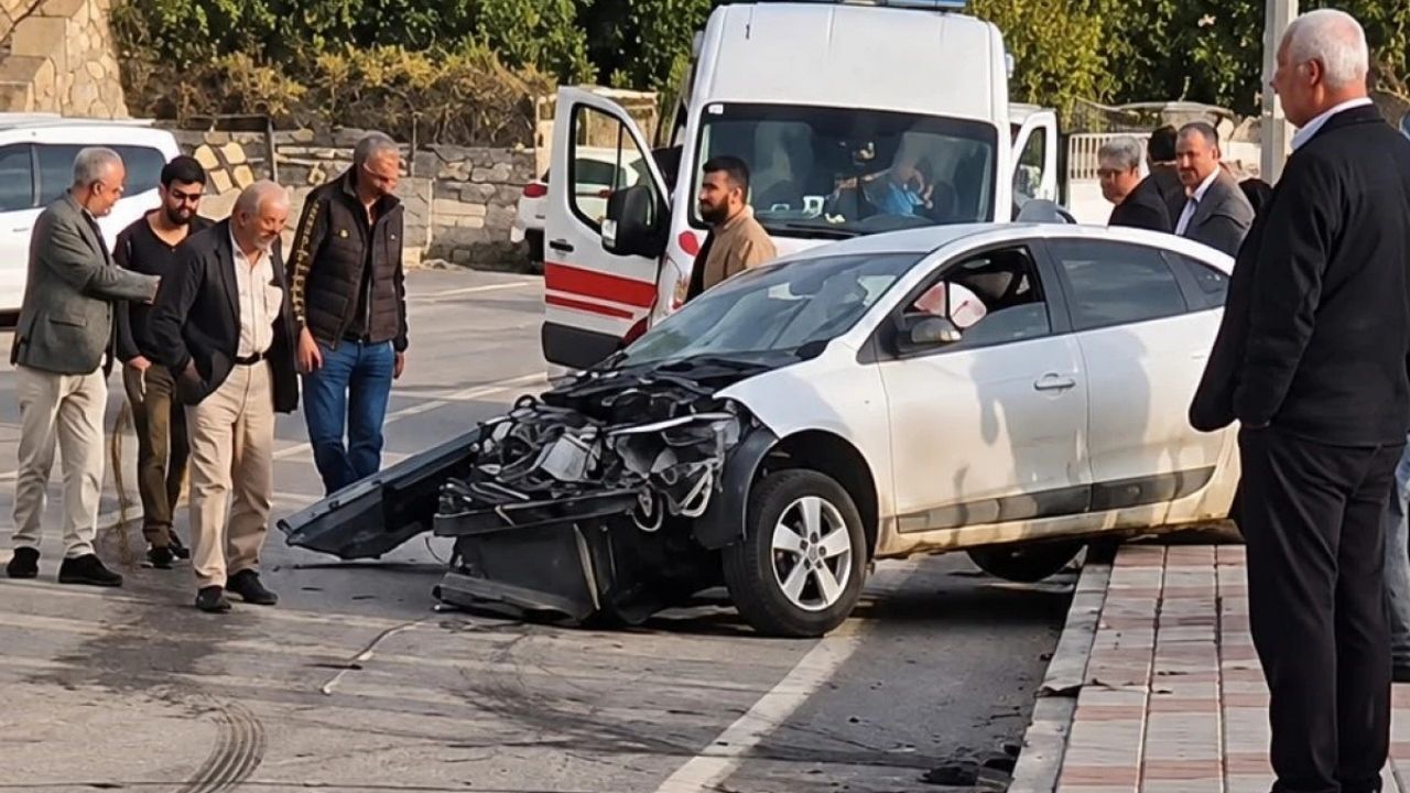 Batman Kozluk’ta üç aracın karıştığı zincirleme kazada 3 kişi yaralandı
