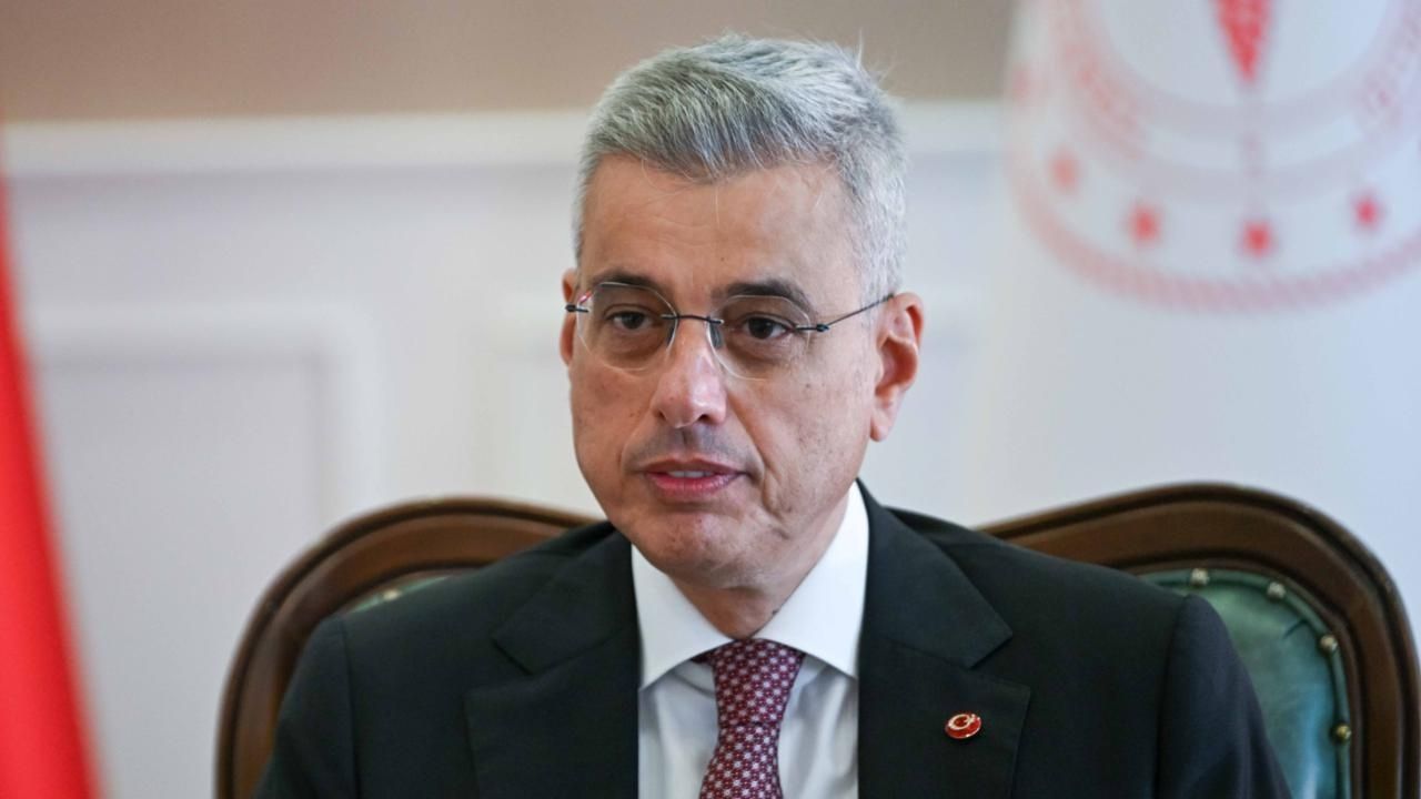 Memişoğlu'ndan sigara düzenlemesi açıklaması: Amaç gençleri korumak