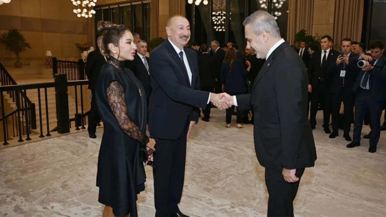 Bakan Fidan, Bakü’de Aliyev’in verdiği akşam yemeğine katıldı