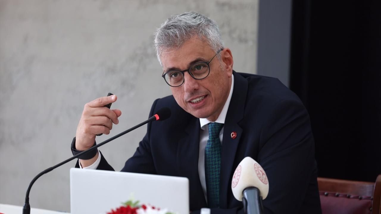 Bakan Memişoğlu Açıkladı: Türkiye’de Sigaraya Başlama Yaşı 17