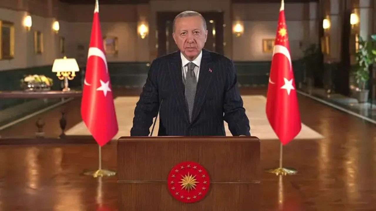 Erdoğan’dan 29 Ekim Mesajı: Türkiye Yüzyılı’na Yürüyoruz