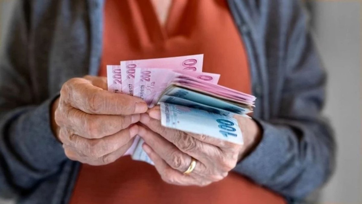 SGK Uzmanı Melis Elmen Temmuz Emekli Maaş Zammını Açıkladı: Yüzde 16'ya Kadar Artış Bekleniyor
