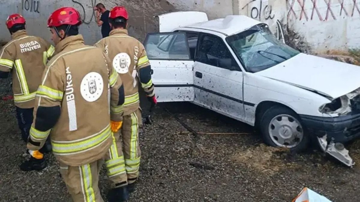 Bursa’da Köprü Altında Feci Kaza Can Kaybı Yürekleri Yaktı