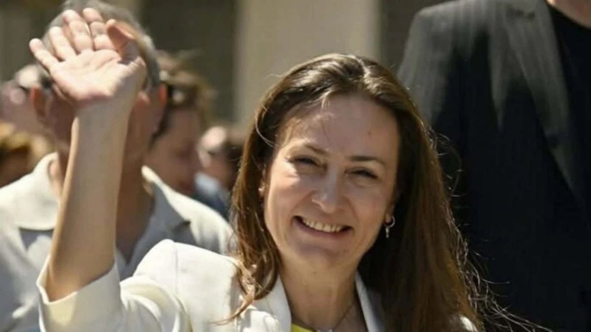 Manisa Büyükşehir Belediyesi’ne yönelik rüşvet soruşturmasında yeni gelişme: Yeni Parti İl Başkanı İlksen Özalper gözaltında