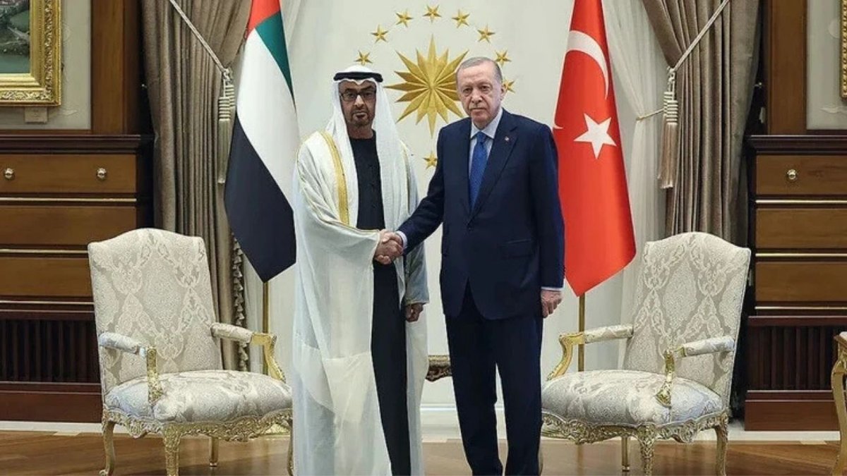 Erdoğan, BAE Devlet Başkanı Al Nahyan İle Telefonda Görüştü