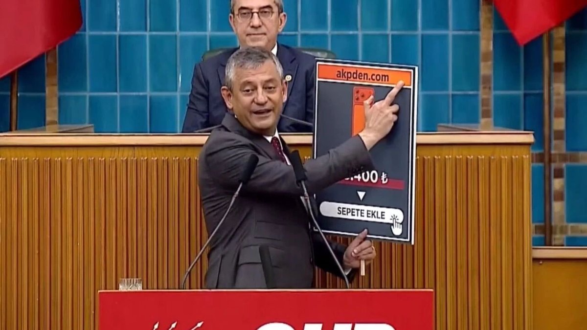 Özgür Özel’den Vergi Eleştirisi: 65 Bin TL’lik Telefonun Vergisi 67 Bin TL’ye Ulaşıyor