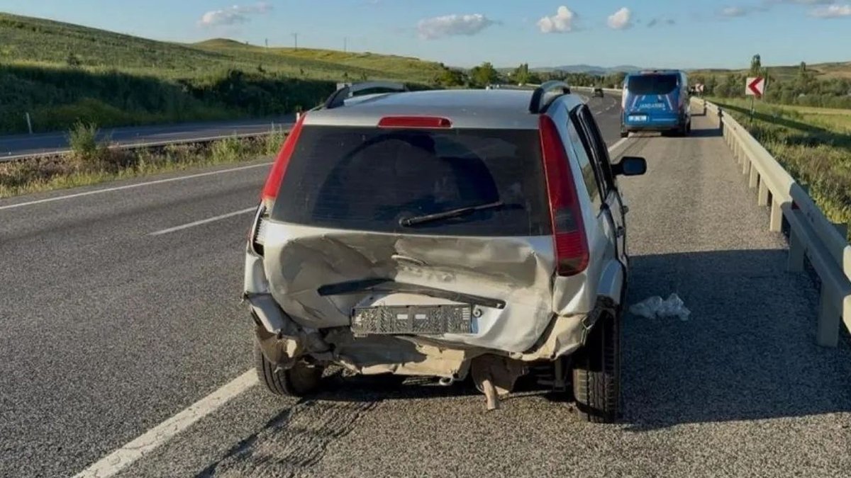 Yozgat’ta Korkutan Trafik Kazası! İki Araç Çarpıştı, 8 Kişi Yaralandı