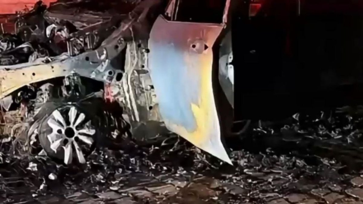Muş’ta Seyir Halindeki Otomobil Alevlere Teslim Oldu