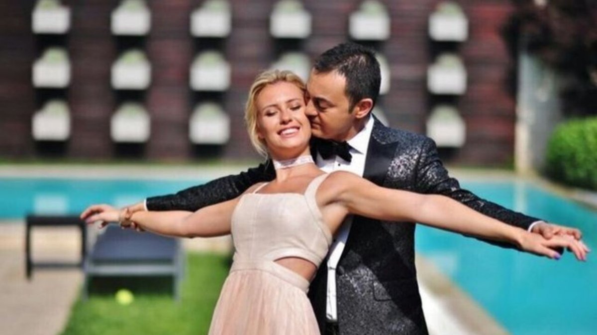 Chloe Loughnan Hamilelik Haberini Duyurdu