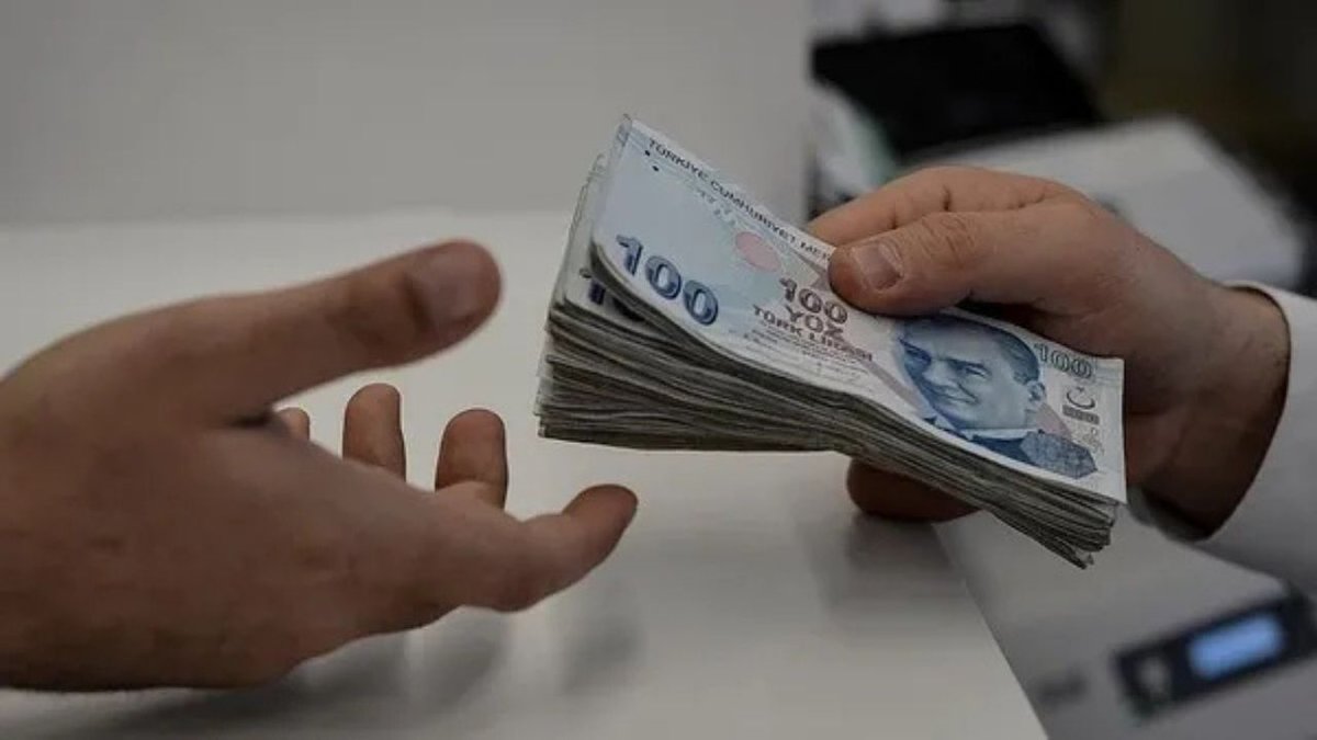 Emeklilere Özel Destek: 50 Bin TL Promosyon ve Faizsiz Kredilerle 100 Bin TL’ye Ulaşım