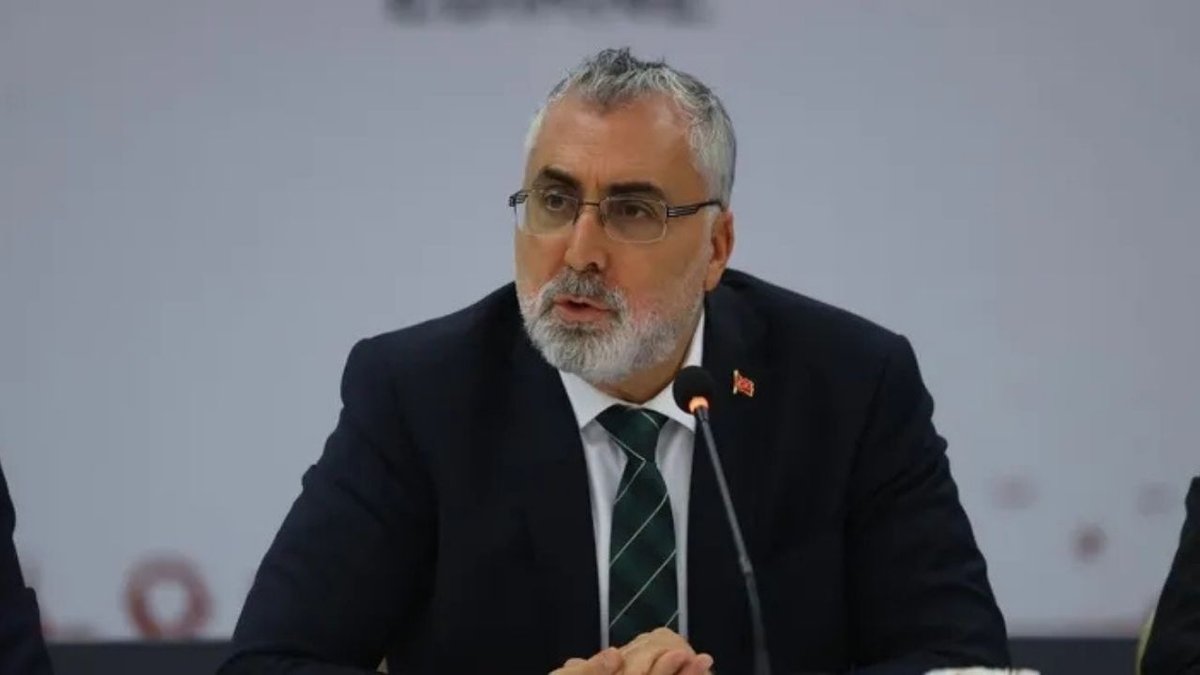 Rekor Başvuru: 350 Bin Genç Ulusal Staj Programı'na Katıldı