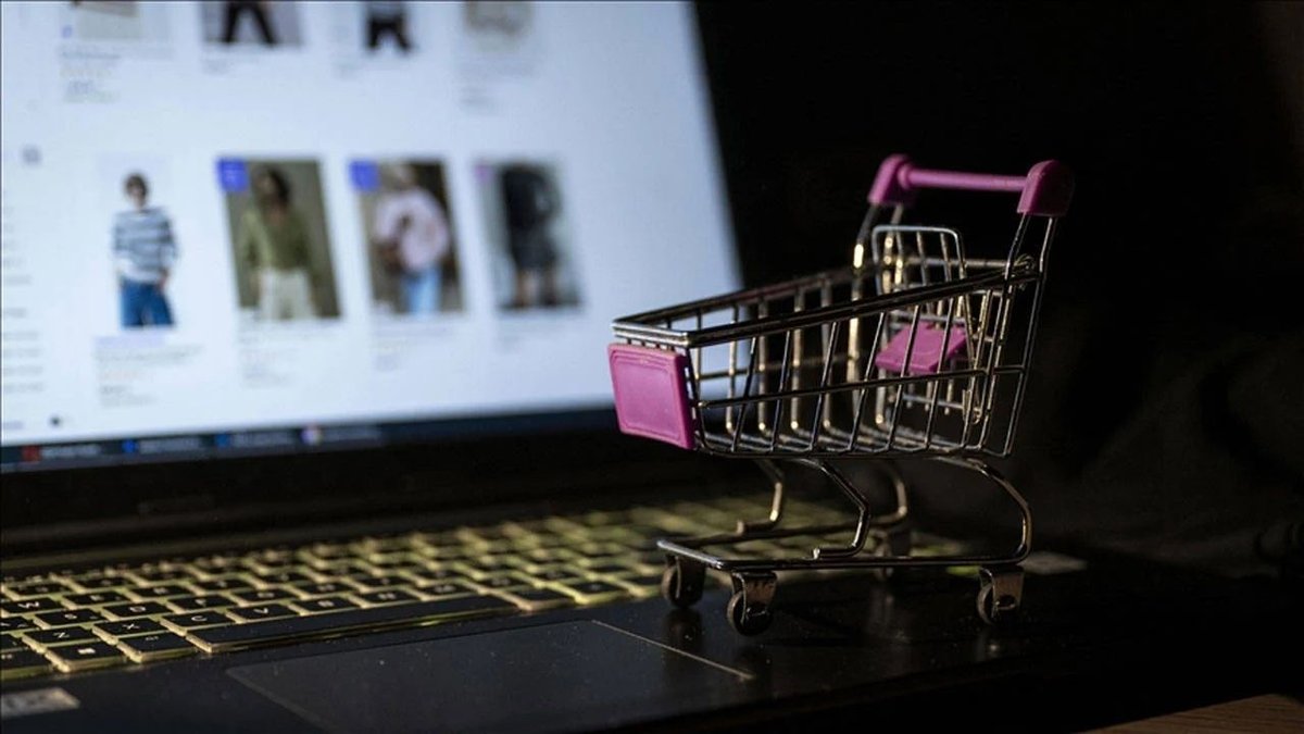 E-Ticarette Yeni Dönem: Anayasa Mahkemesi Platformların Sorumluluğunu Artırdı