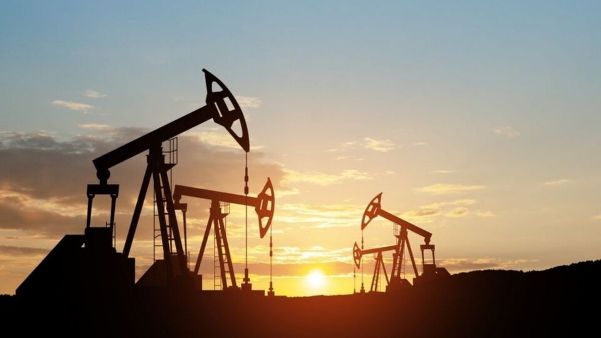 Petrol Piyasasında Kritik Tahmin Hürmüz Boğazı Fiyatları Yeniden Şekillendirebilir