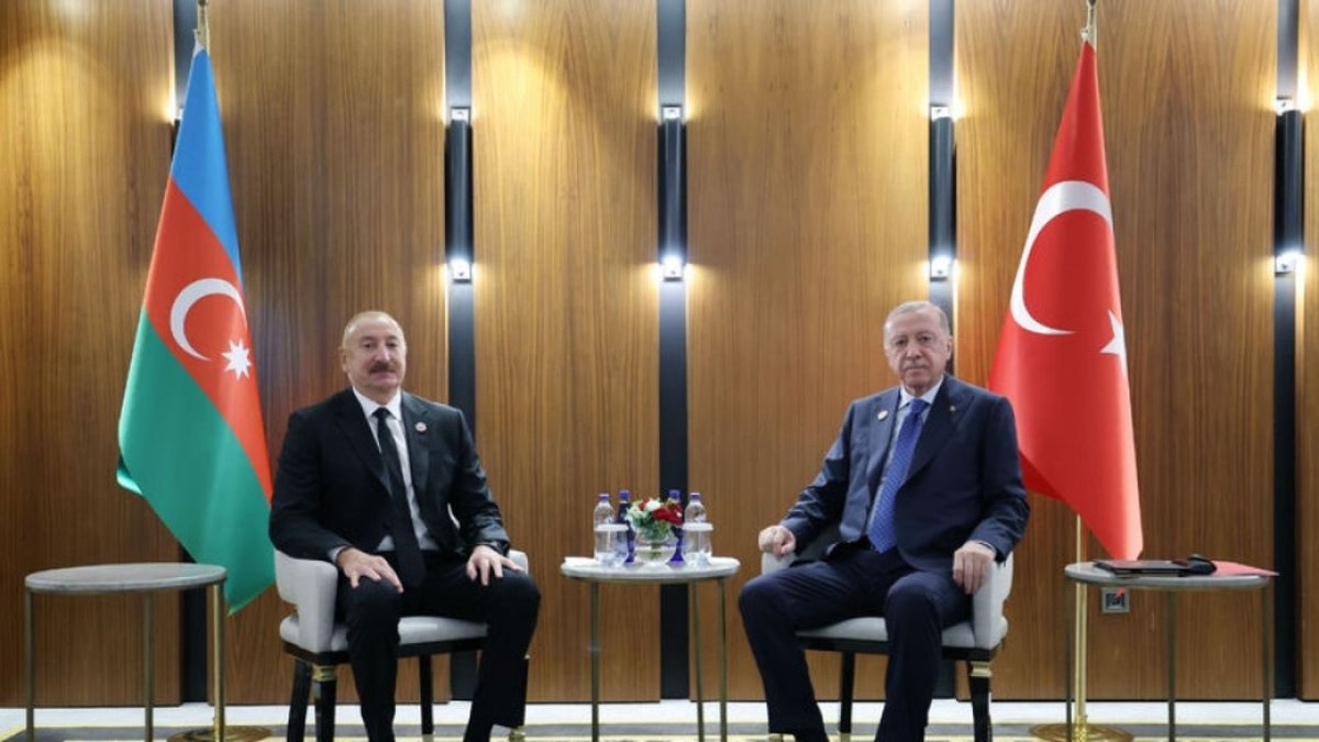 Cumhurbaşkanı Erdoğan, Azerbaycan Cumhurbaşkanı Aliyev İle Görüştü